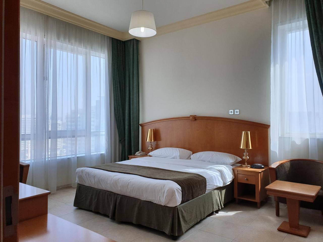 Aparthotel Platinum 2*